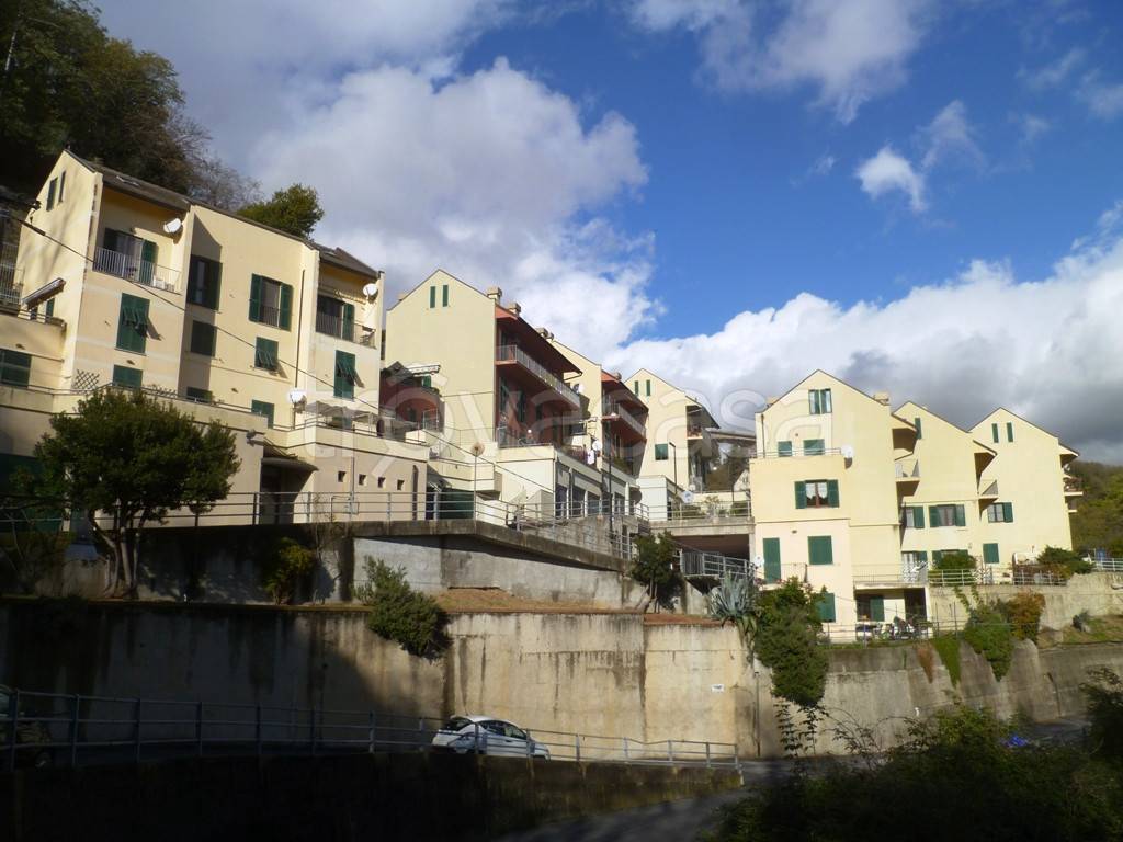 appartamento in vendita a Mele in zona Ferriera
