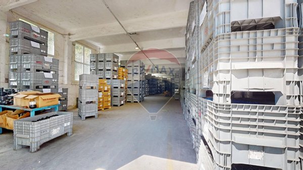 capannone in vendita a Mele