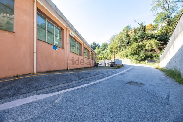 capannone in vendita a Mele