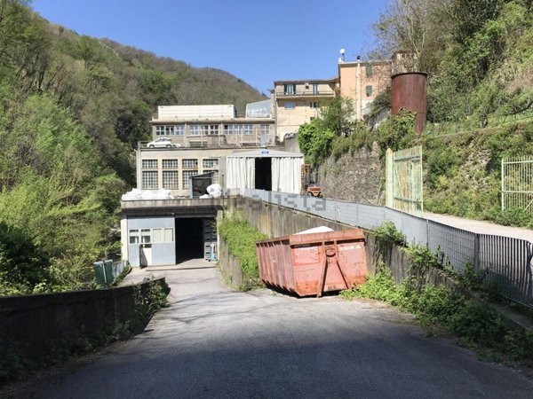 capannone in vendita a Mele