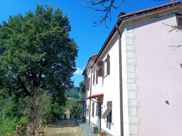 appartamento in vendita a Mele in zona Biscaccia