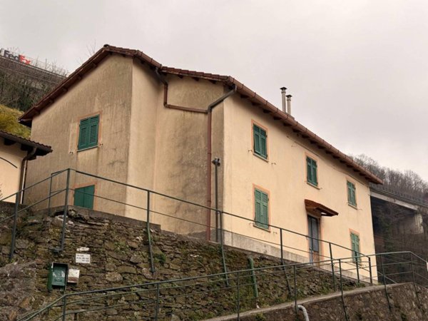 casa indipendente in vendita a Mele in zona Fado