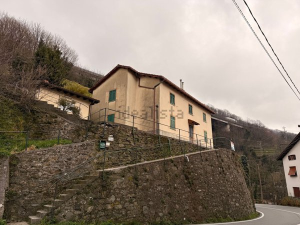 casa indipendente in vendita a Mele in zona Fado