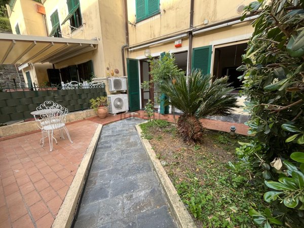 appartamento in vendita a Mele in zona Acquasanta
