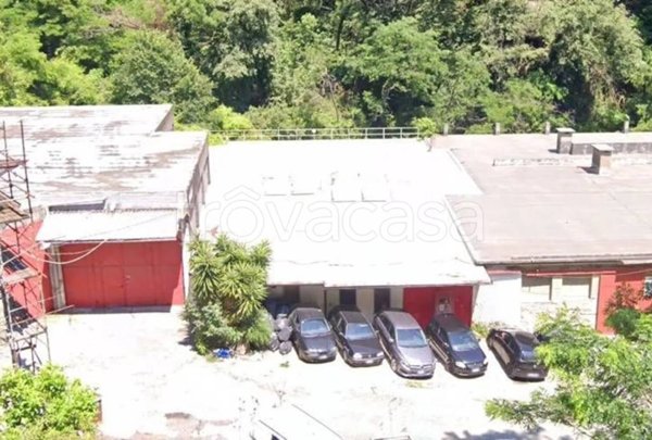 locale commerciale in vendita a Mele in zona Biscaccia