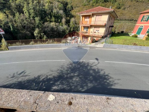 appartamento in vendita a Mezzanego in zona Borgonovo Ligure