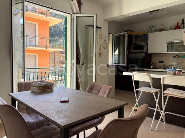 appartamento in vendita a Mezzanego in zona Borgonovo Ligure