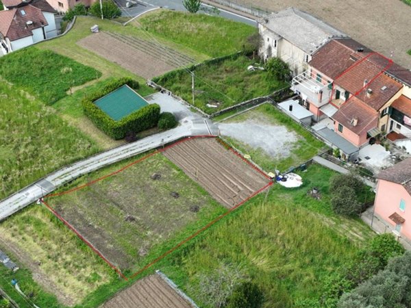 appartamento in vendita a Mezzanego in zona Prati di Mezzanego