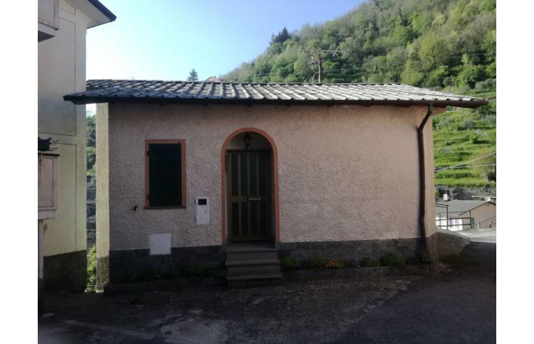 casa indipendente in vendita a Mezzanego in zona San Siro Foce