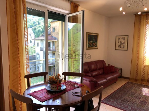 appartamento in vendita a Mezzanego