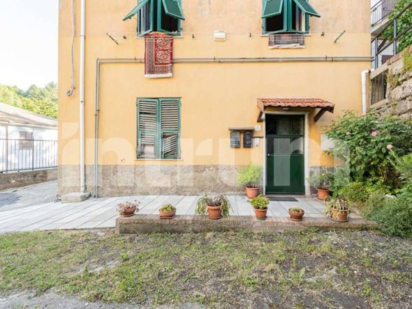 appartamento in vendita a Mignanego in zona Giovi