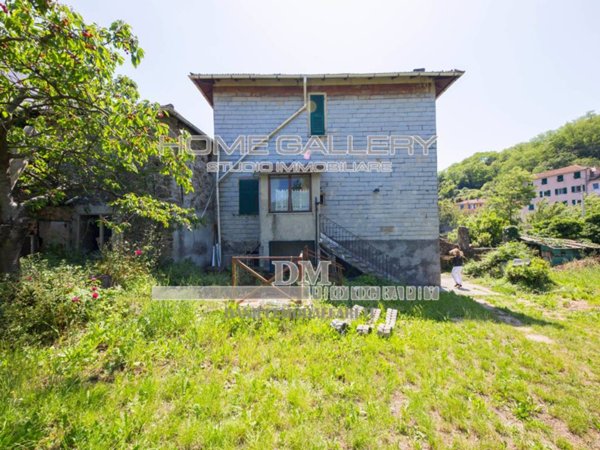 casa indipendente in vendita a Mignanego in zona Giovi