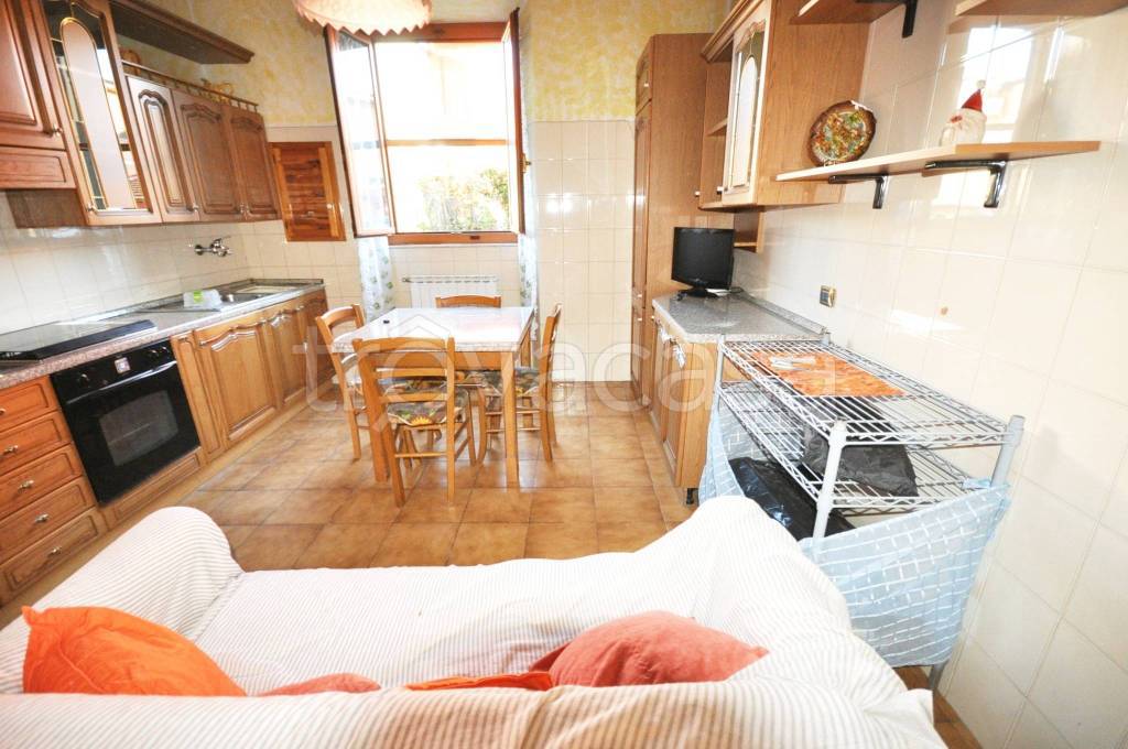 appartamento in vendita a Mignanego in zona Migliarina