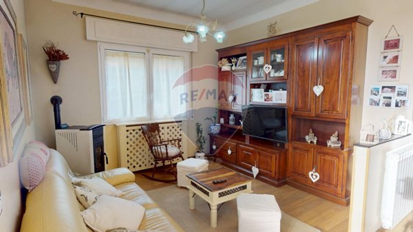 casa indipendente in vendita a Mignanego in zona Giovi