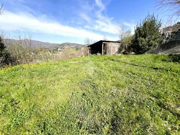 casa indipendente in vendita a Mignanego in zona Montanesi
