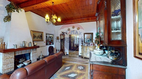 casa indipendente in vendita a Mignanego