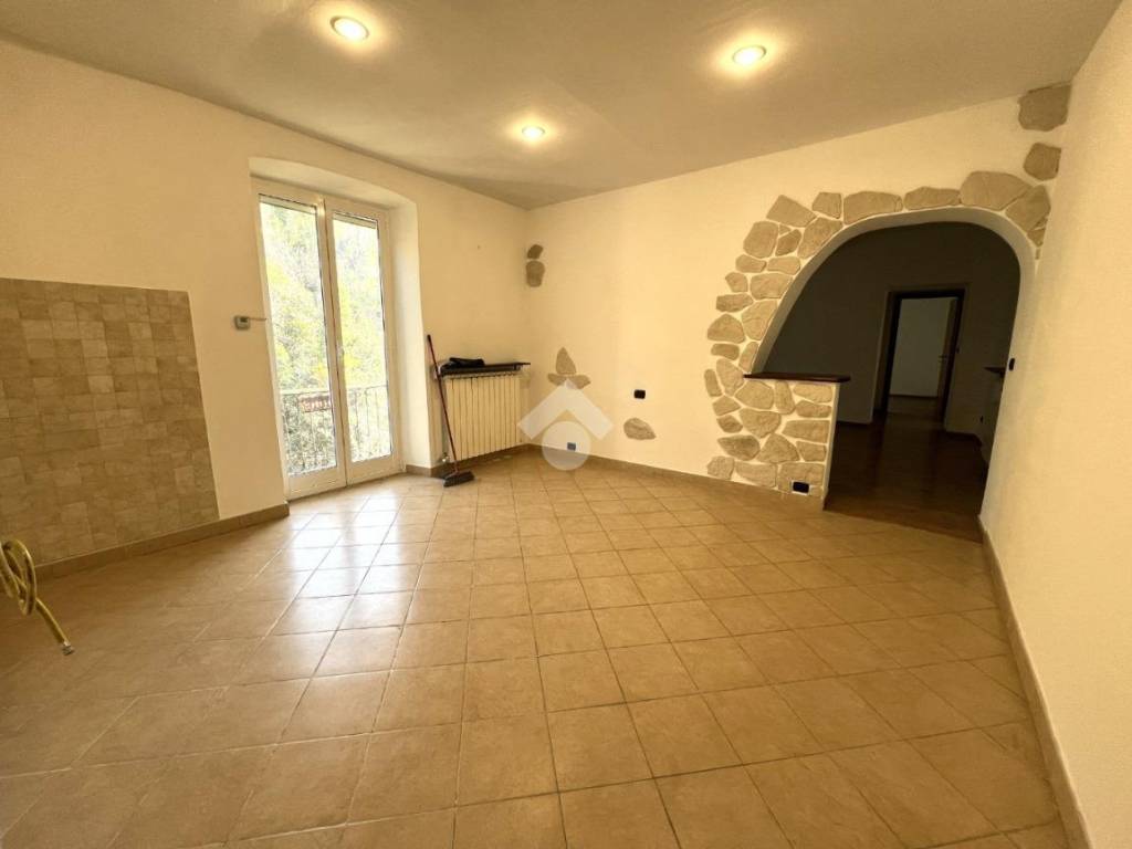 appartamento in vendita a Mignanego in zona Ponterosso