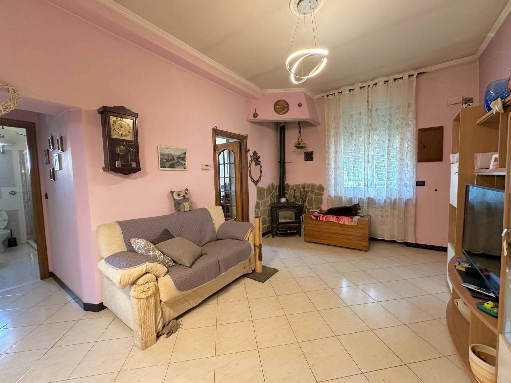 appartamento in vendita a Mignanego in zona Giovi