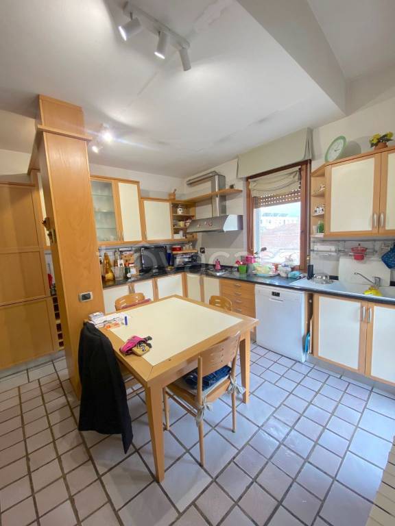 appartamento in vendita a Mignanego in zona Migliarina