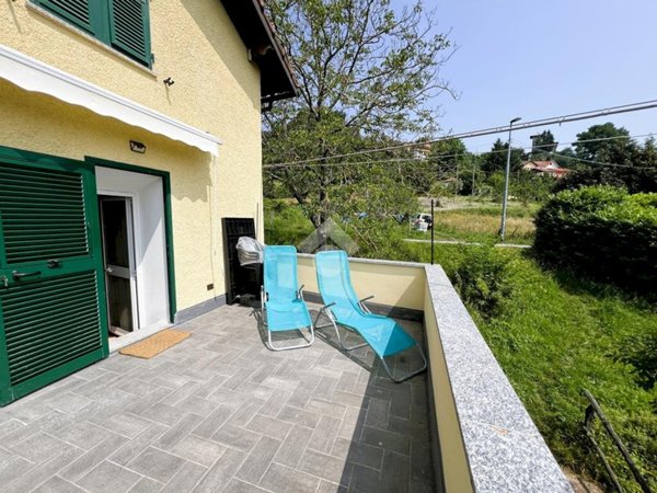 casa indipendente in vendita a Mignanego in zona Paveto