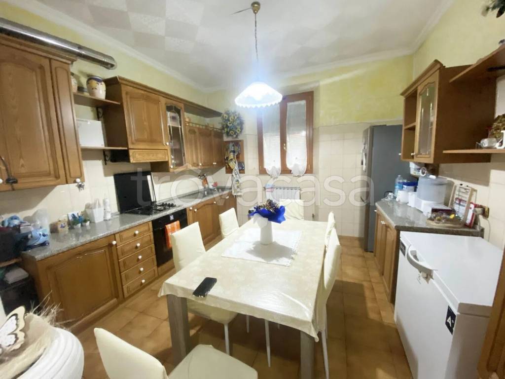 appartamento in vendita a Mignanego in zona Migliarina