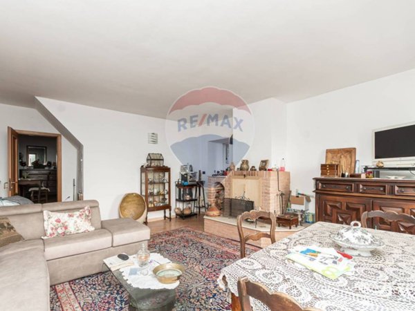 casa indipendente in vendita a Mignanego in zona Vittoria