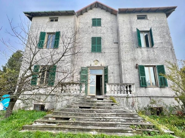 casa indipendente in vendita a Mignanego in zona Giovi