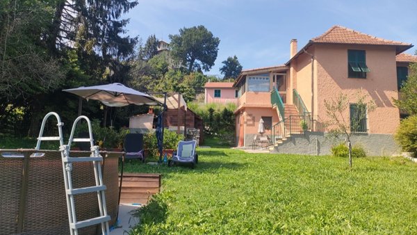 casa indipendente in vendita a Mignanego in zona Paveto