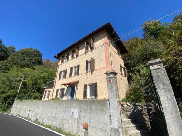 casa indipendente in vendita a Mignanego in zona Giovi