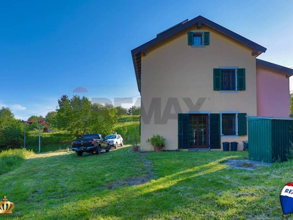 casa indipendente in vendita a Mignanego in zona Fumeri