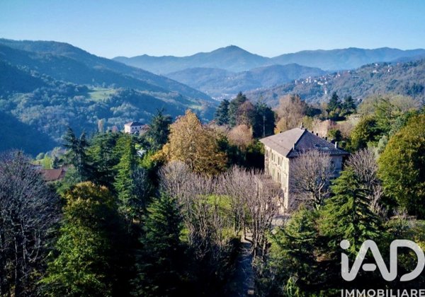 casa indipendente in vendita a Mignanego