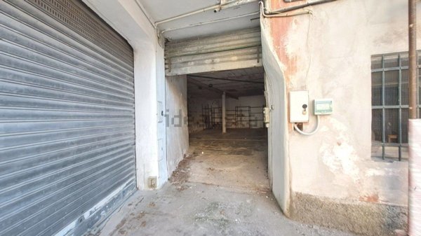 locale commerciale in vendita a Mignanego