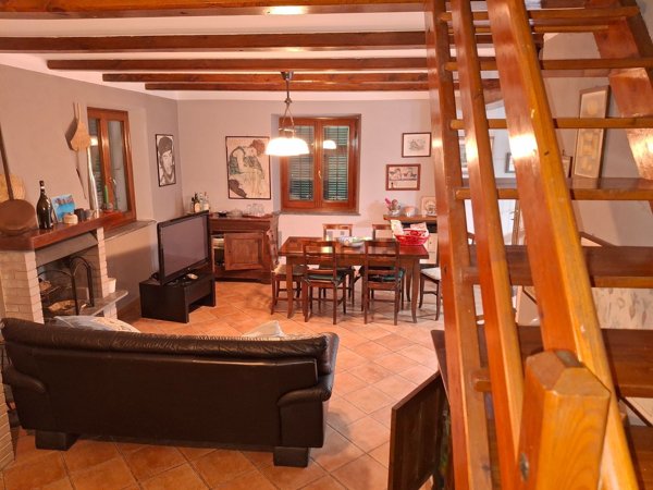 casa indipendente in vendita a Mignanego