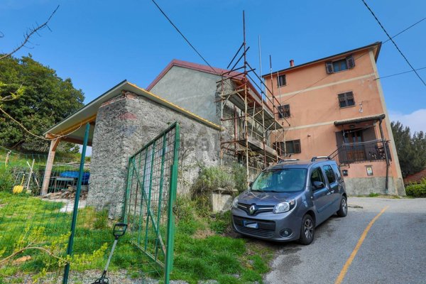 casa indipendente in vendita a Mignanego in zona Fumeri