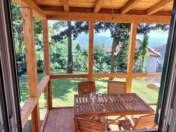 casa indipendente in vendita a Mignanego in zona Paveto