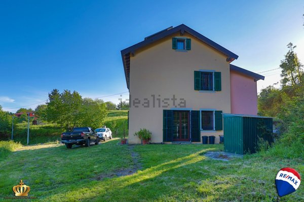 casa indipendente in vendita a Mignanego in zona Fumeri