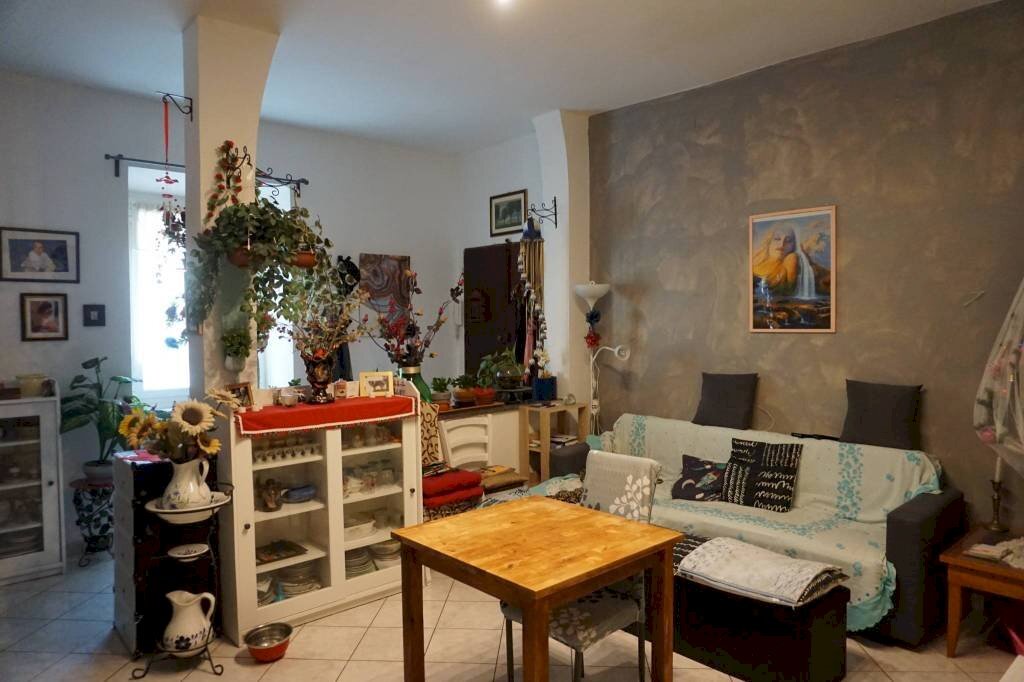 appartamento in vendita a Mignanego in zona Ponterosso