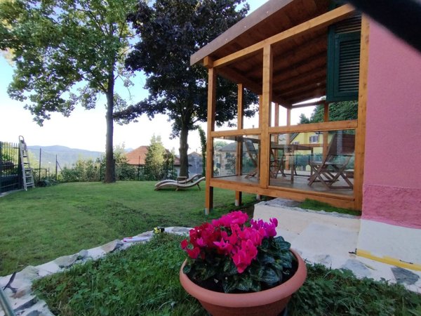 appartamento in vendita a Mignanego in zona Paveto