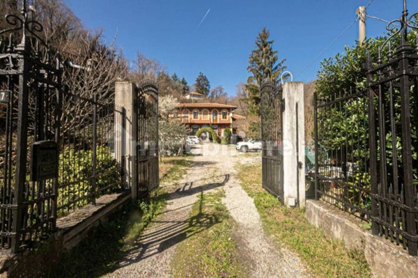 casa indipendente in vendita a Mignanego