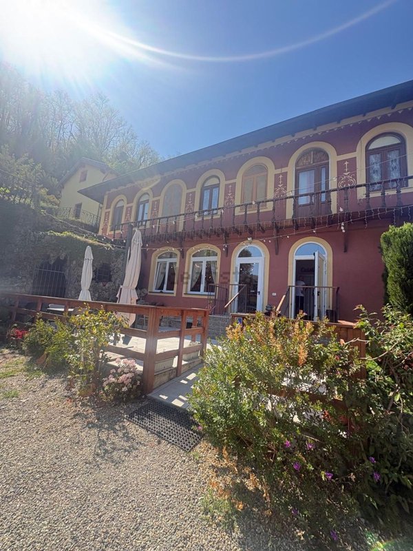 casa indipendente in vendita a Mignanego