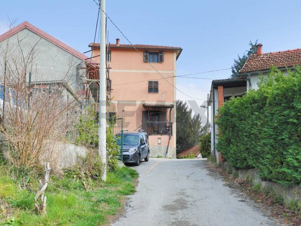 casa indipendente in vendita a Mignanego in zona Fumeri