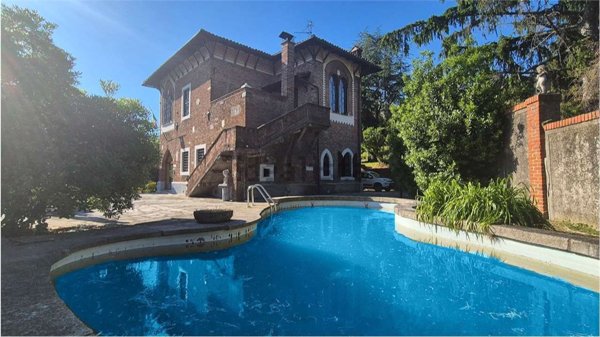 casa indipendente in vendita a Mignanego