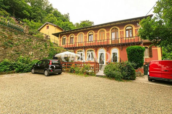 casa indipendente in vendita a Mignanego in zona Ponterosso