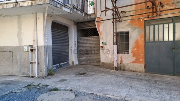 locale di sgombero in vendita a Mignanego