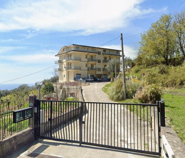 appartamento in vendita a Mignanego in zona Giovi