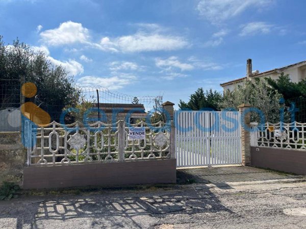 casa indipendente in vendita a Mignanego