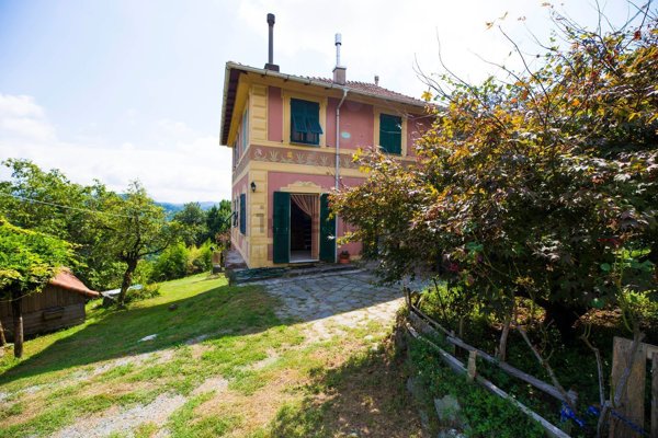 casa indipendente in vendita a Mignanego in zona Paveto