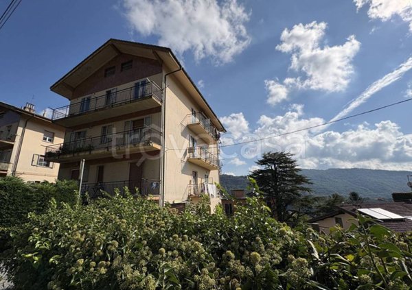 appartamento in vendita a Mignanego in zona Giovi