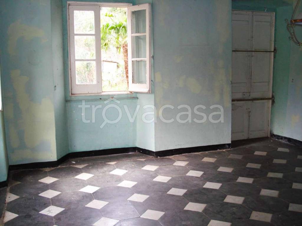casa indipendente in vendita a Moconesi in zona Gattorna
