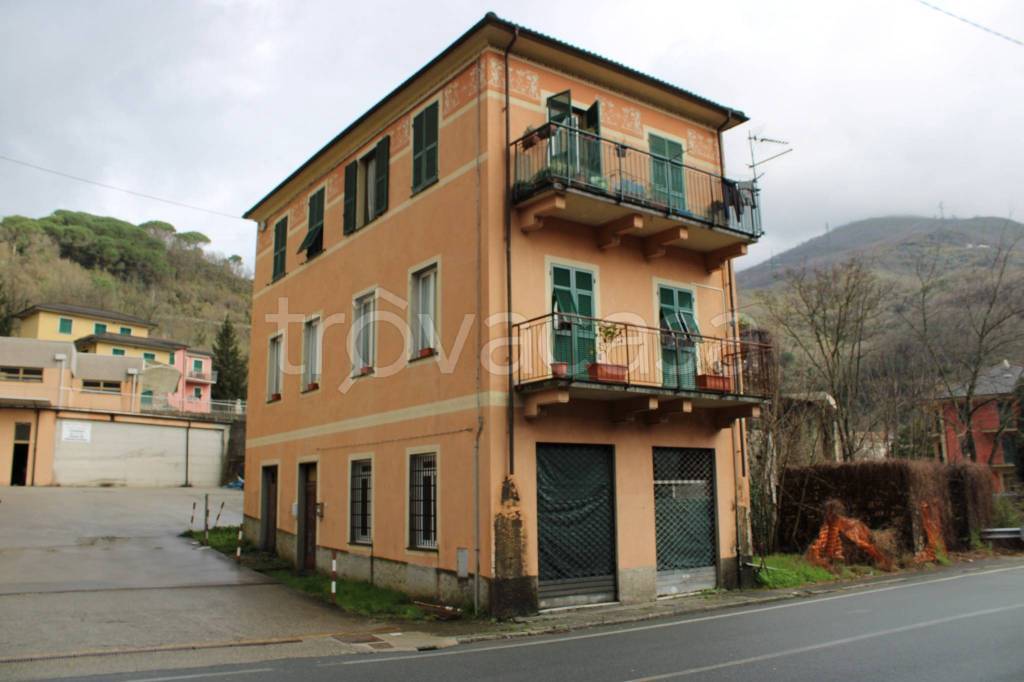 appartamento in vendita a Moconesi in zona Gattorna